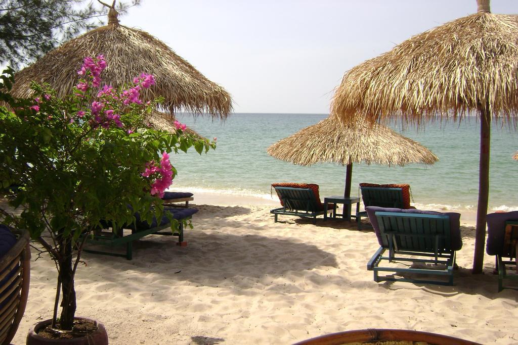 Chez Paou Hotel Sihanoukville Bagian luar foto