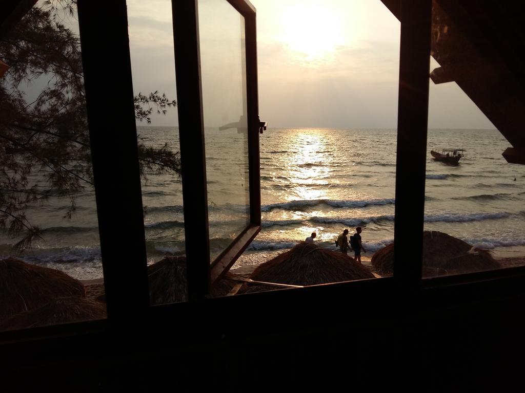 Chez Paou Hotel Sihanoukville Bagian luar foto